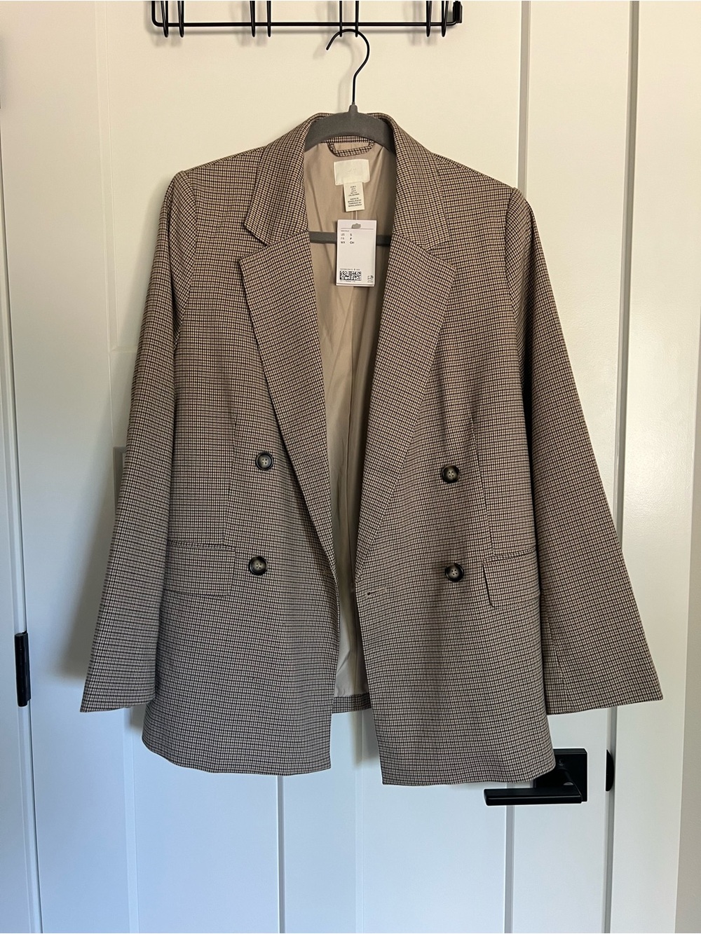 H&M Women’s Gingham Double-Breasted Blazer
